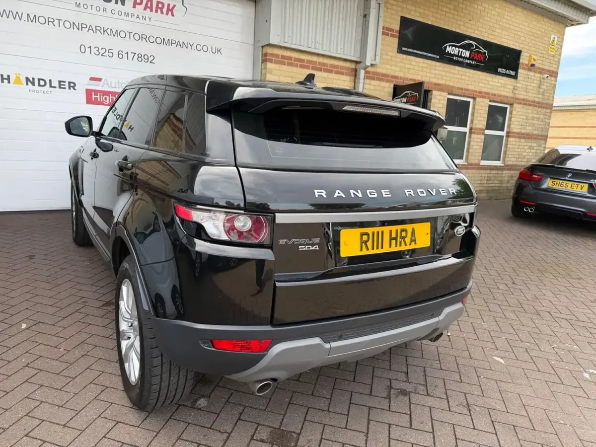 Used Land Rover Range Rover evoque Pure 2015 Black Estate