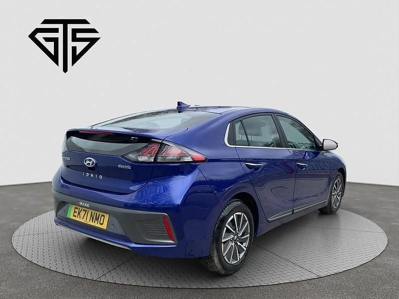 Used Hyundai Ioniq Premium 100 kW (136 HP) 2021 Blue Hatchback