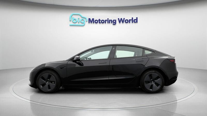 Used Tesla Model 3 Standard Range Plus 222 kW (302 HP) 2021 Black Sedan