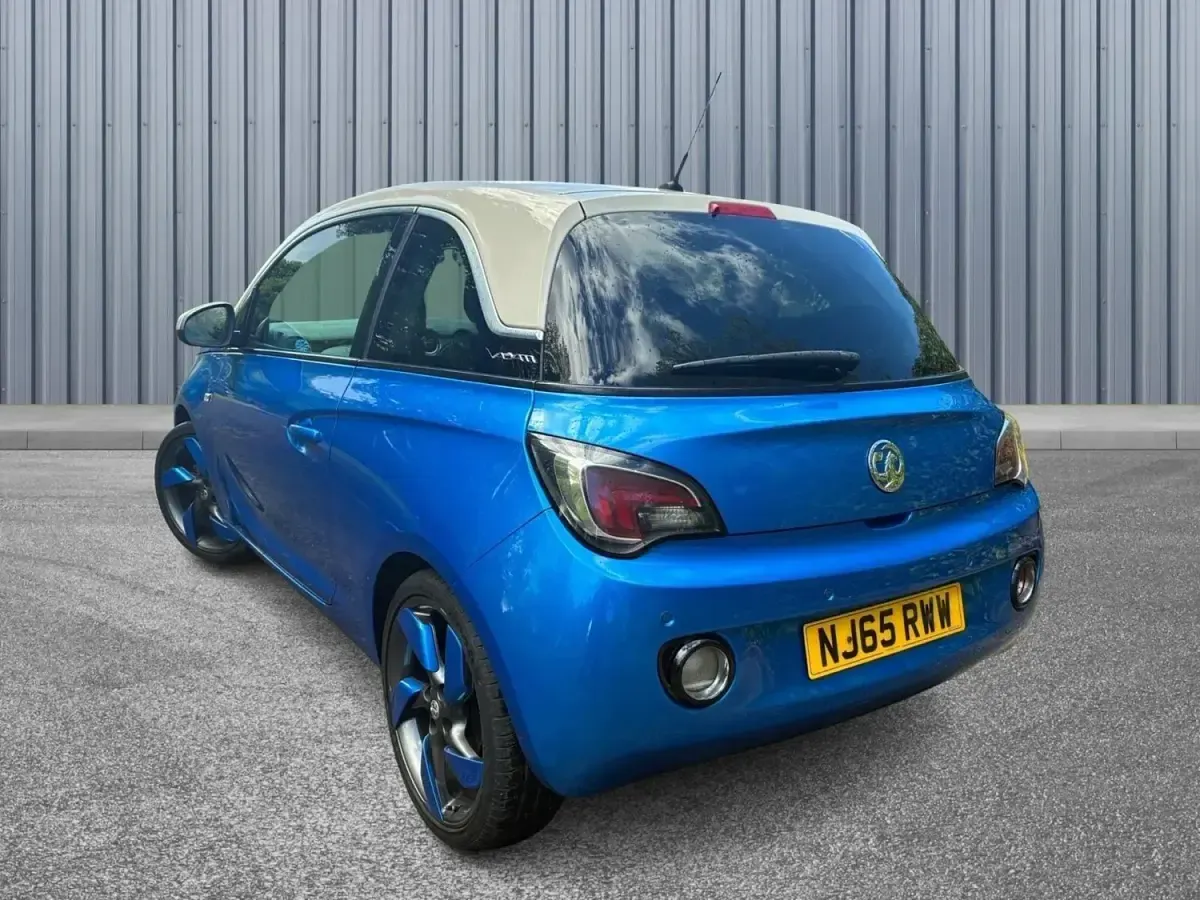 Usado Vauxhall Adam Slam 100 CV (73 kW) 2015 Azul Utilitario