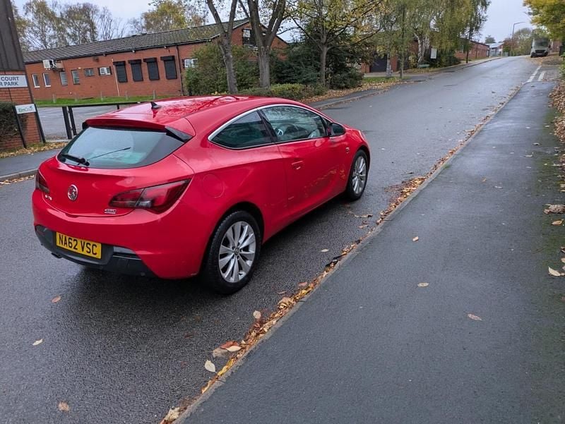 Used Vauxhall Astra GTC SRi 2012 Red Hatchback
