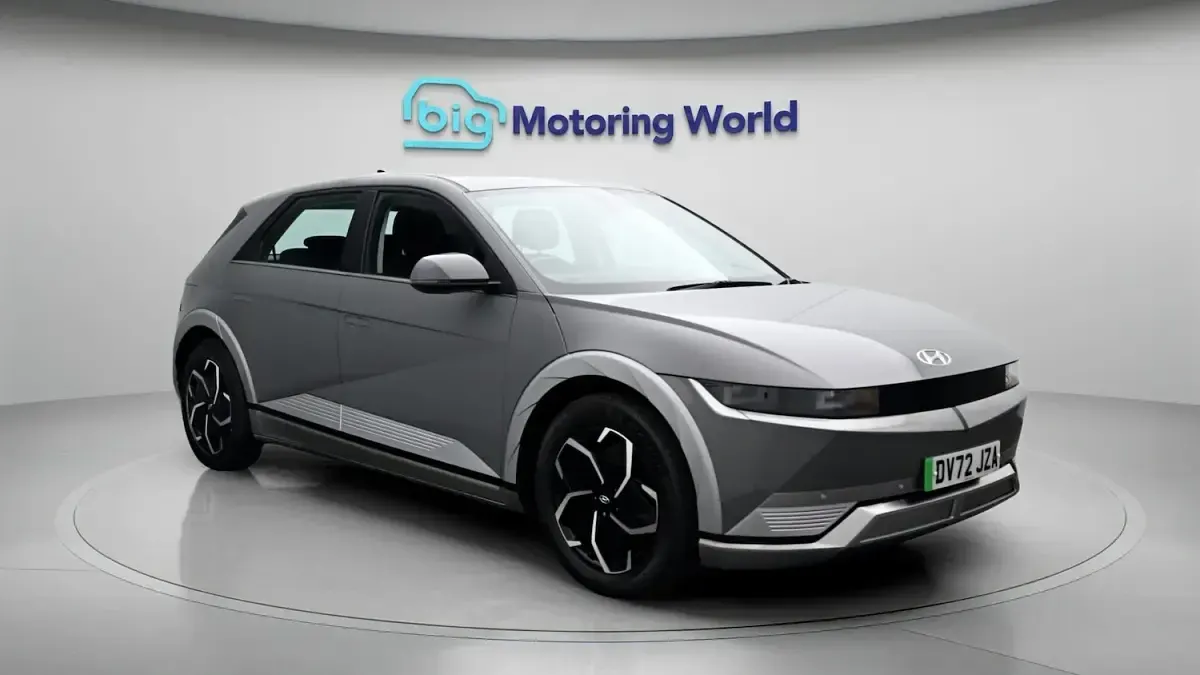 Used Hyundai Ioniq Premium 125 kW (170 HP) 2022 Hatchback