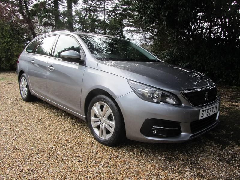 Used Peugeot 308 Active 2018 Blue silver Estate