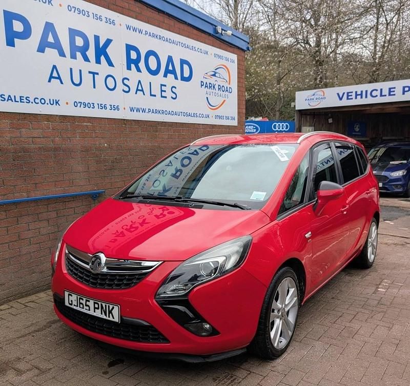 Used Vauxhall Zafira Tourer SRi 2015 Red MPV