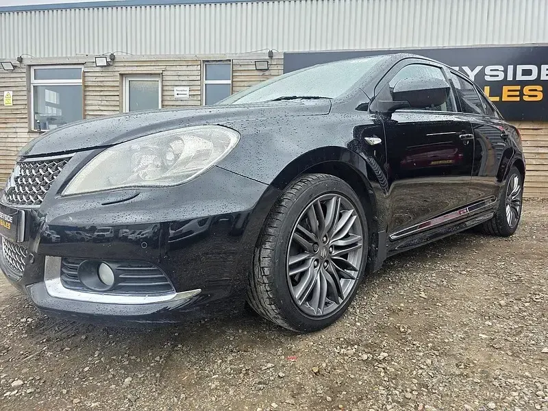 Used Suzuki Kizashi Sport 178 HP (130 kW) 2013 Black Sedan