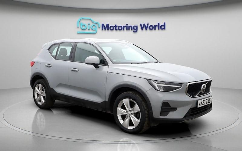 Used Volvo XC40 Core 163 HP (119 kW) 2025 SUV