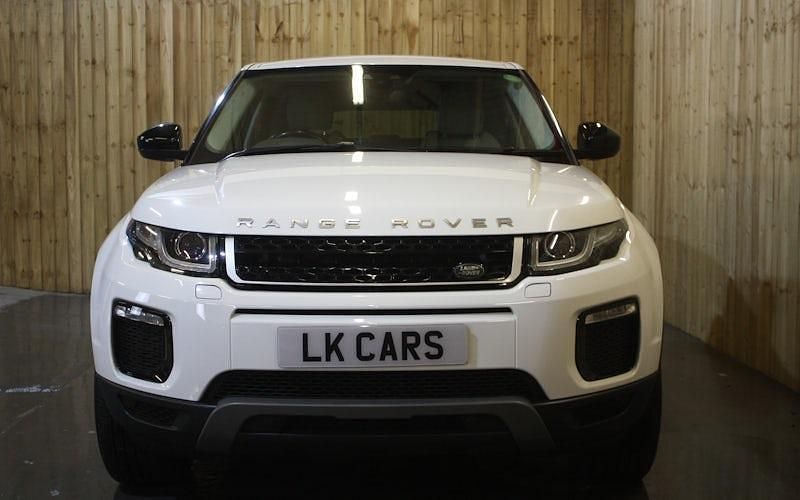 Used Land Rover Range Rover evoque SE 150 HP (110 kW) 2018 Hatchback