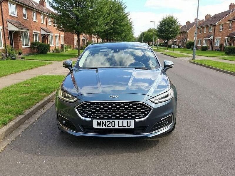 Usado Ford Mondeo Vignale 187 HP (137 kW) 2020 Azul Sedan