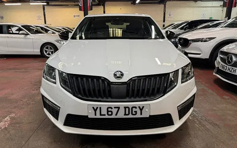 Used Skoda Octavia vRS 230 HP (169 kW) 2018 Hatchback