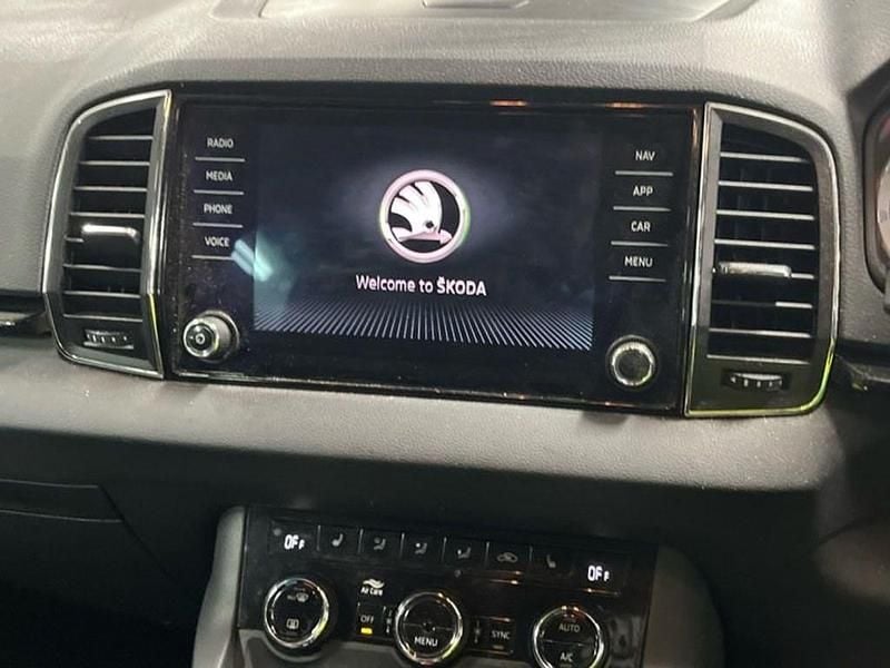 Used Skoda Karoq SE L 150 HP (110 kW) 2019 Red SUV