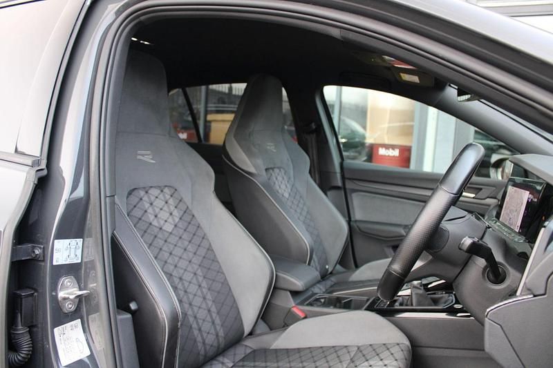 Used VW Golf VIII R-line 130 HP (95 kW) 2022 Grey Hatchback