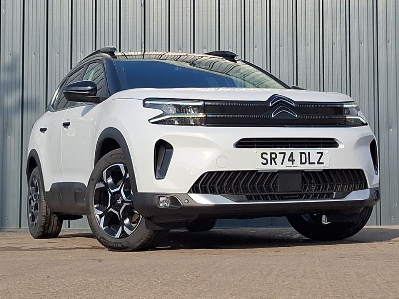 Metallic okenite white New 2025 Citroën C5 Aircross SUV | £25,498 (Fair price) - Image 1/4