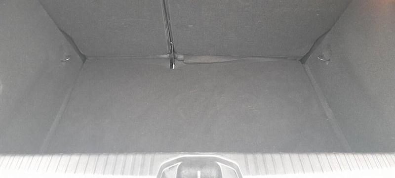 Used Renault Clio V RS Line 2020 White Hatchback