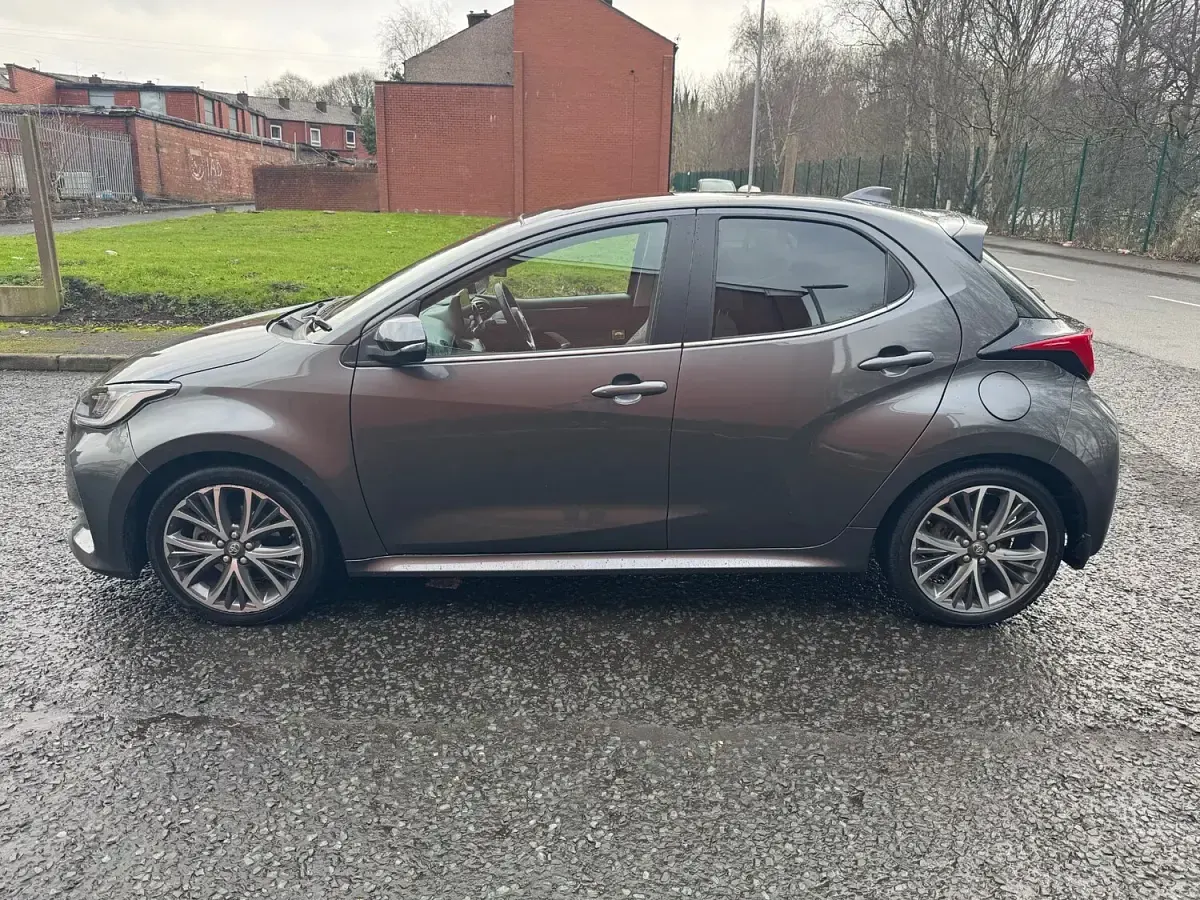 Used Toyota Yaris 91 HP (66 kW) 2023 Grey Hatchback