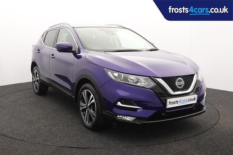 Blue Used 2020 Nissan Qashqai N-Connecta SUV | £17,995 (Fair price) - Image 1/4