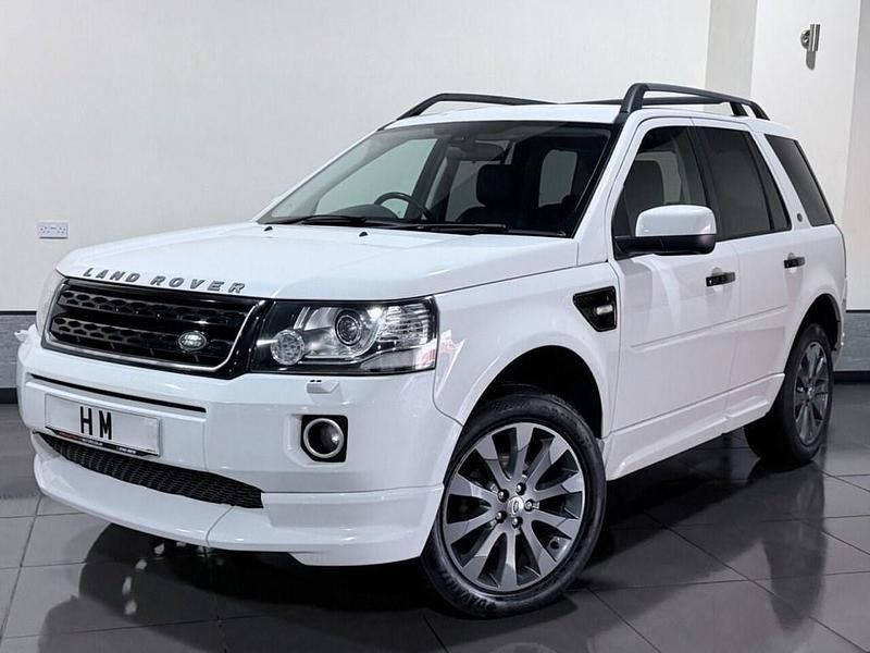 Used Land Rover Freelander 2 Dynamic 150 HP (110 kW) 2013 White SUV