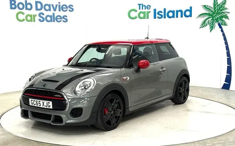 Usado Mini John Cooper Works Hatch 231 CV (169 kW) 2017 Utilitario