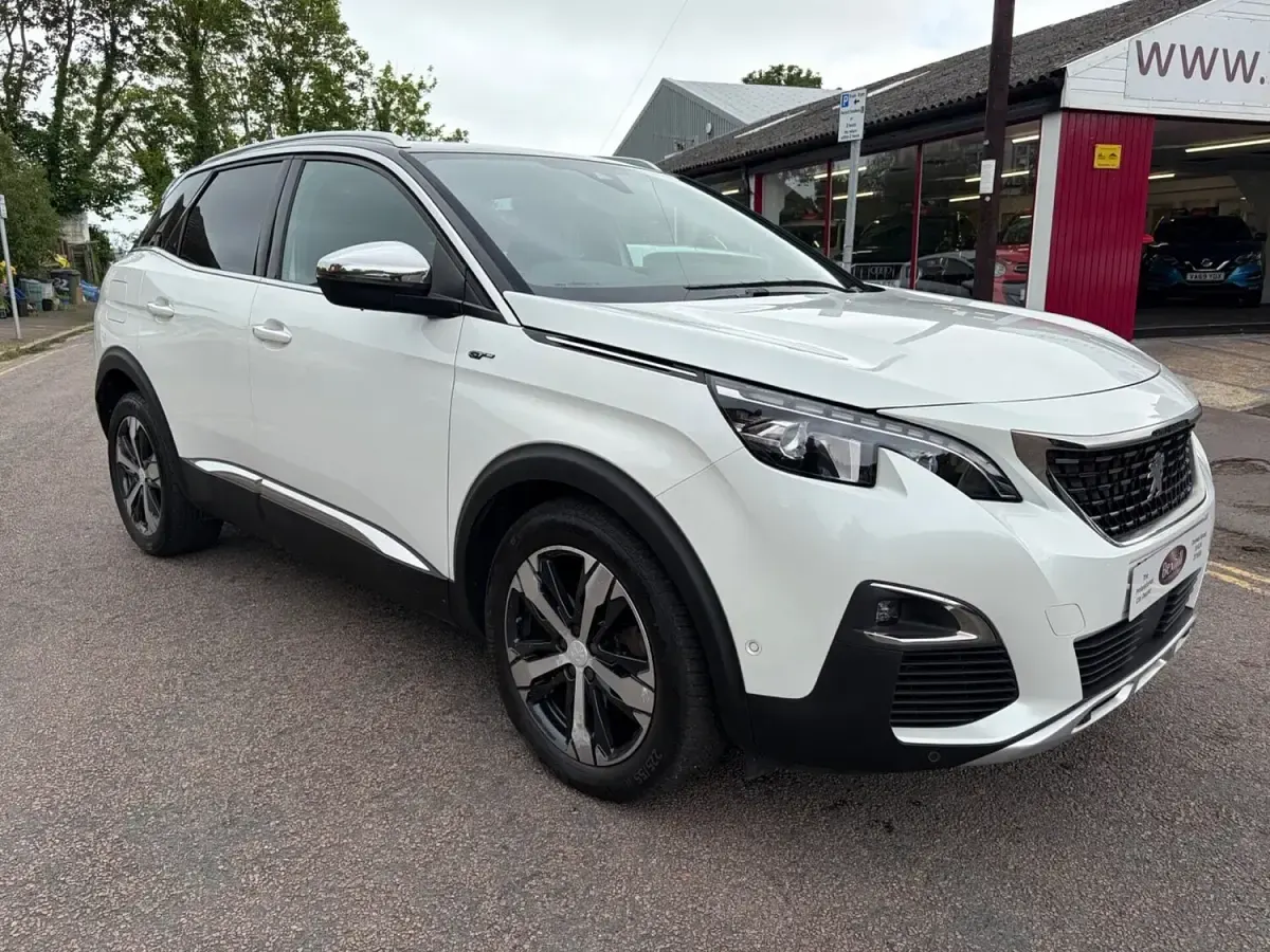 Used Peugeot 3008 GT 2017 White SUV