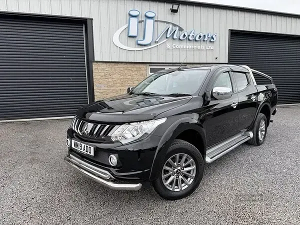 Used Mitsubishi L200 181 HP (133 kW) 2019 Black Pickup