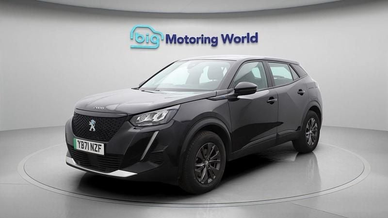 Used Peugeot 2008 Active Premium 100 kW (136 HP) 2022 Black SUV