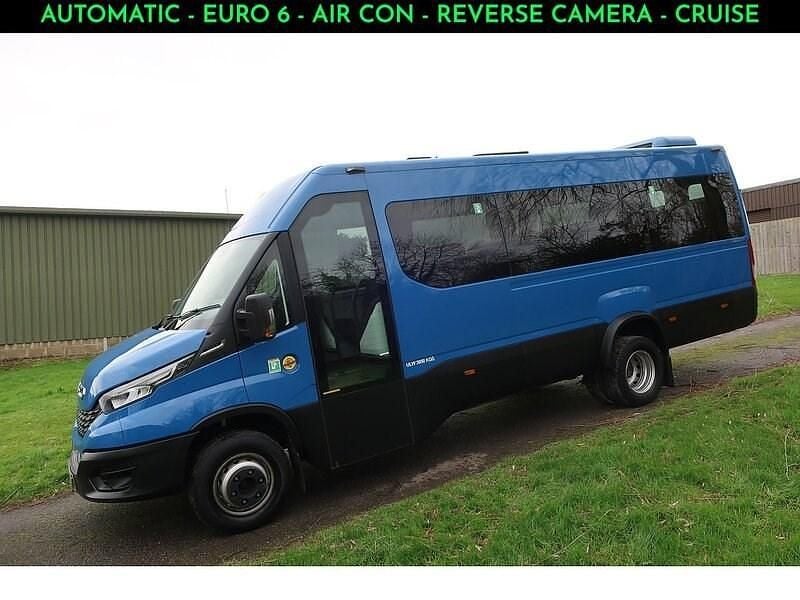 Used Iveco Daily 180 HP (132 kW) 2021 Blue