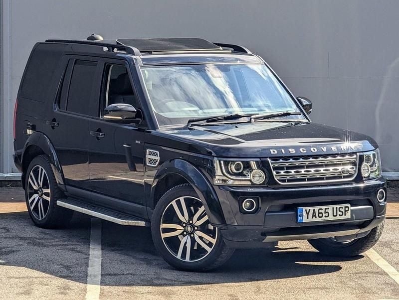 Black Used 2015 Land Rover Discovery 4 HSE Luxury SUV | £19,974 (A bit pricey) - Image 1/4