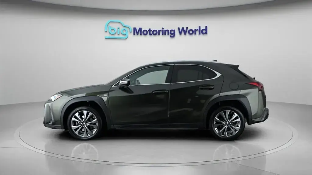 Used Lexus UX 250h Sport Design Packet 184 HP (135 kW) 2023 Green SUV