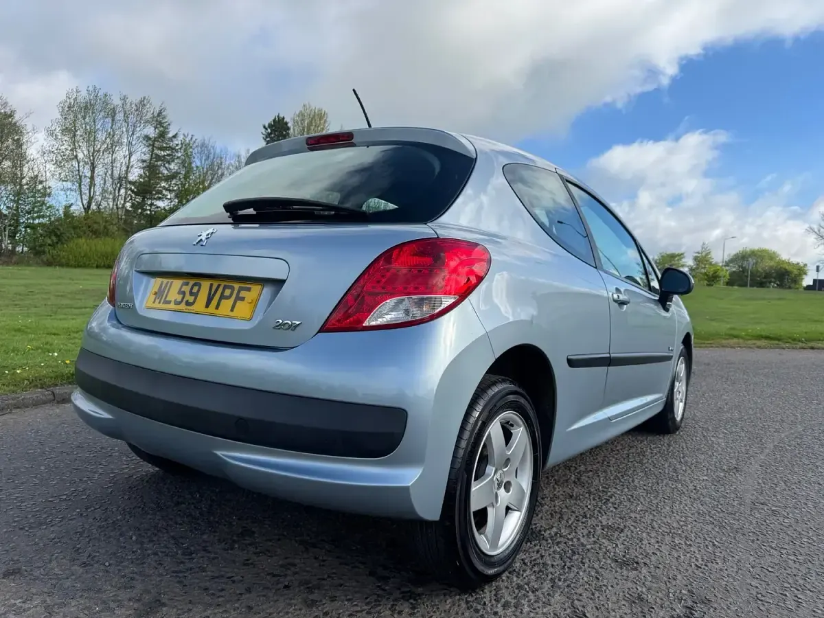 Used Peugeot 207 2009 Blue Hatchback