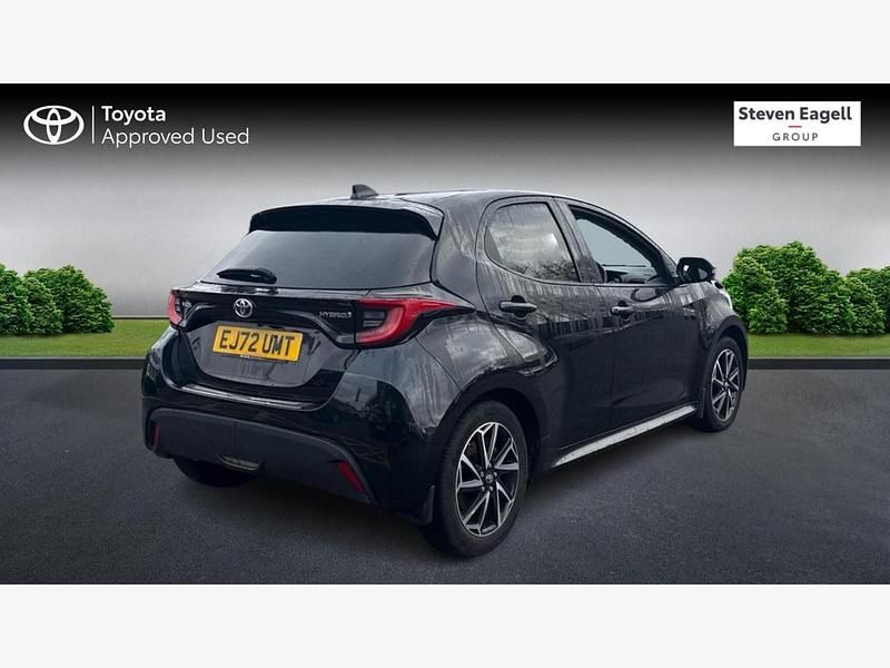 Used Toyota Yaris Hybrid Design 2022 Black Hatchback
