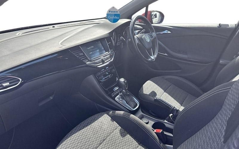 Used Vauxhall Astra SRi 150 HP (110 kW) 2018 Red Hatchback