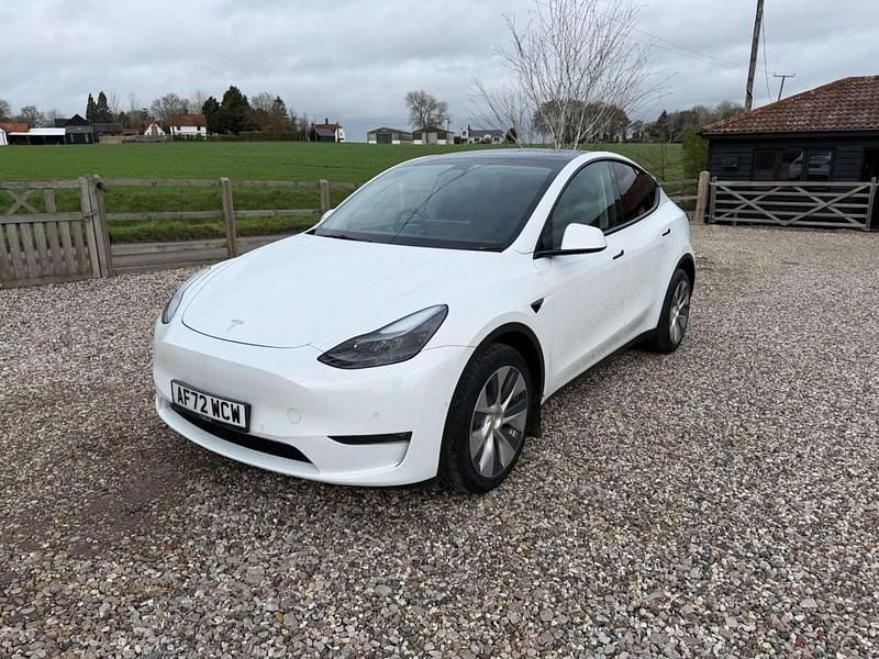 Used Tesla Model Y Long Range AWD 378 kW (514 HP) 2022 White SUV