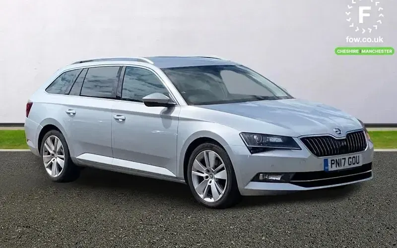 Usado Skoda Superb SE L Executive 150 HP (110 kW) 2017 Carrinha