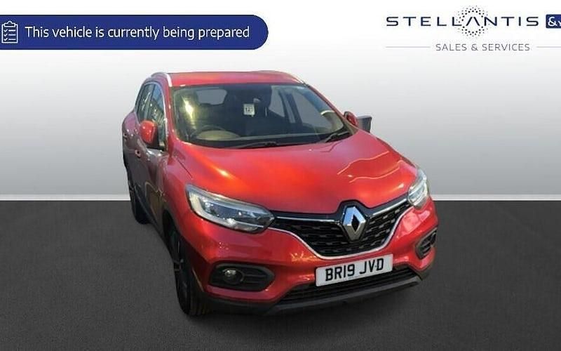 Used 2021 Renault Kadjar Iconic SUV | £10,620 (Good price) - Image 1/1