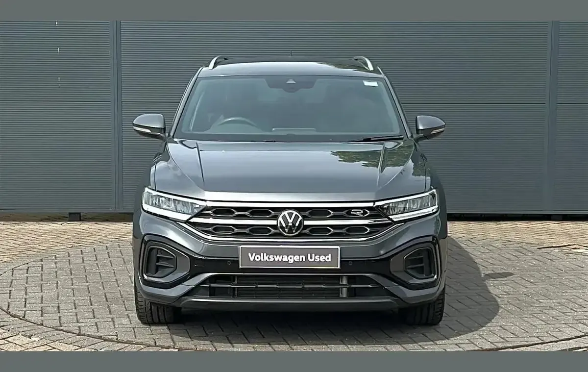 Used VW T-Roc R-line 150 HP (110 kW) 2024 Grey SUV