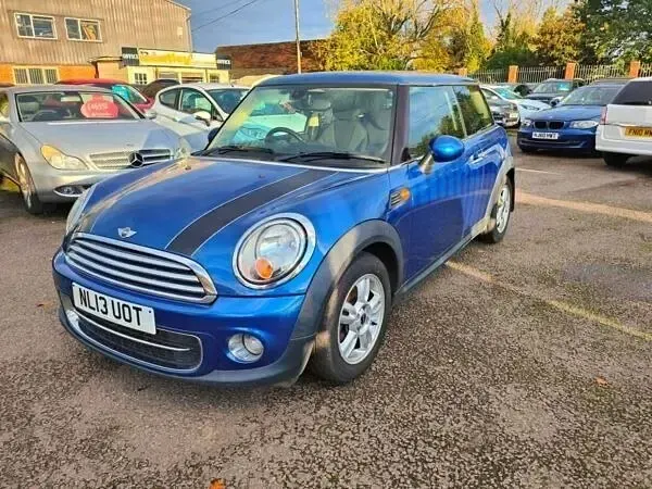Used Mini Cooper D Hatch 2013 Blue Hatchback