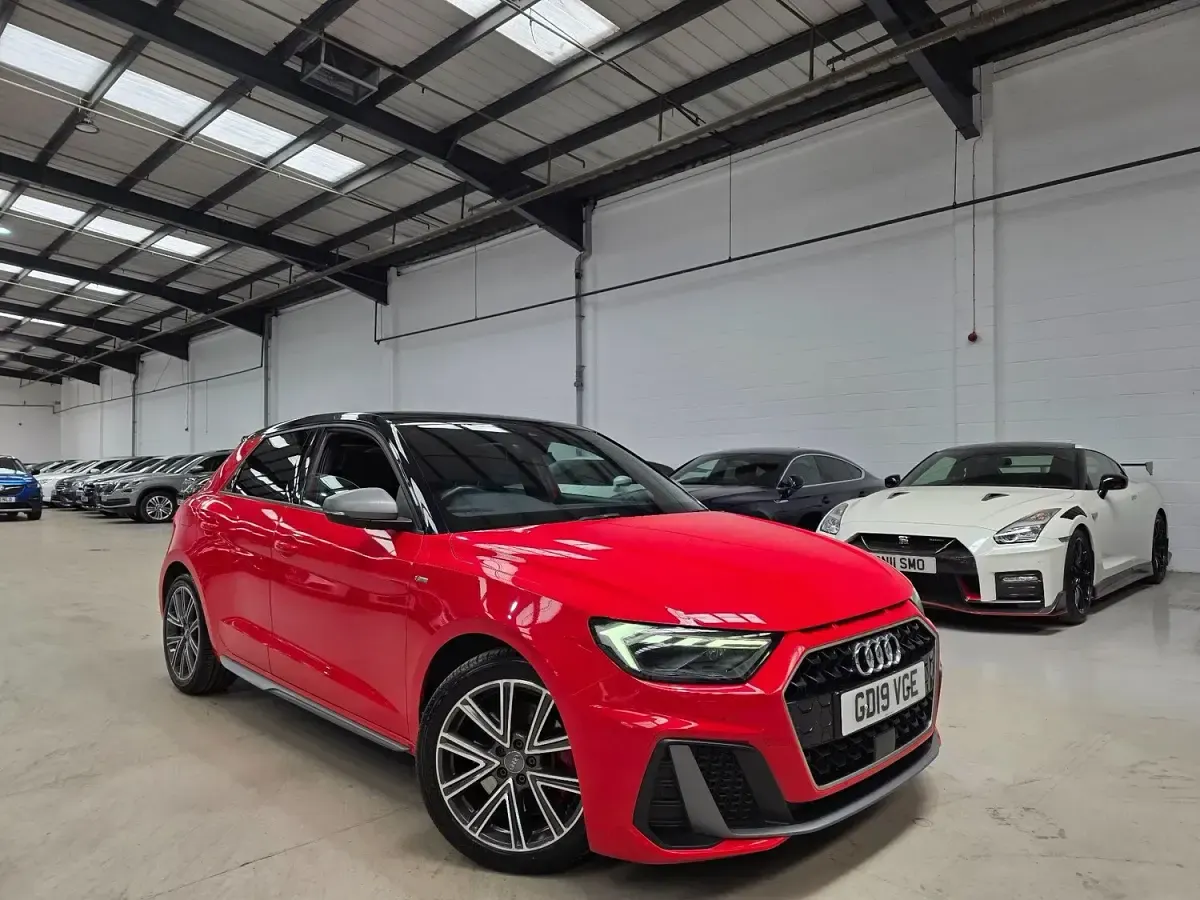 Used Audi A1 Sportback Competition 200 HP (147 kW) 2019 Red Hatchback