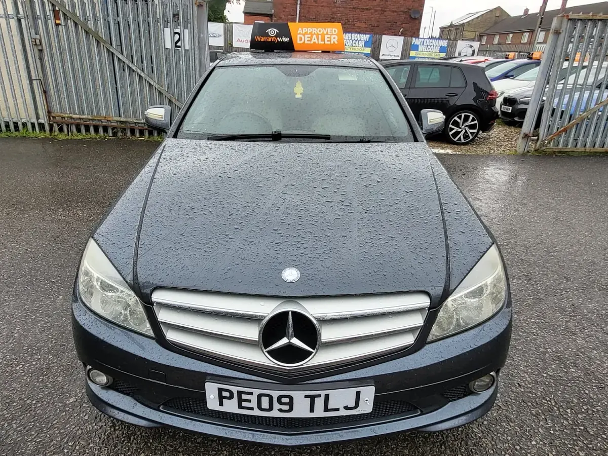 Used Mercedes C200 2009 Grey Sedan