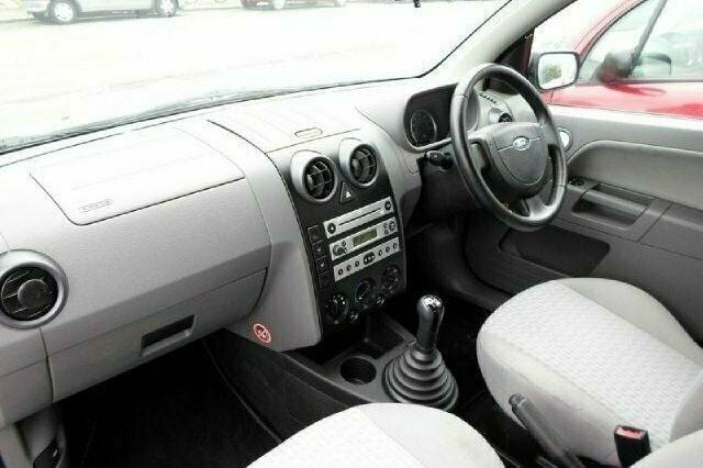 Used Ford Fusion 2004 Estate