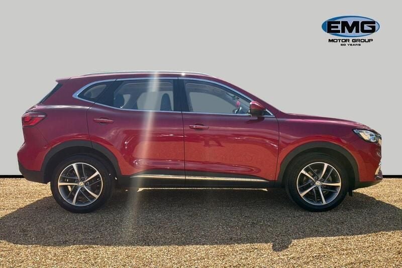 Red Used 2021 MG HS Exclusive SUV | £13,245 (Good price) - Image 1/4