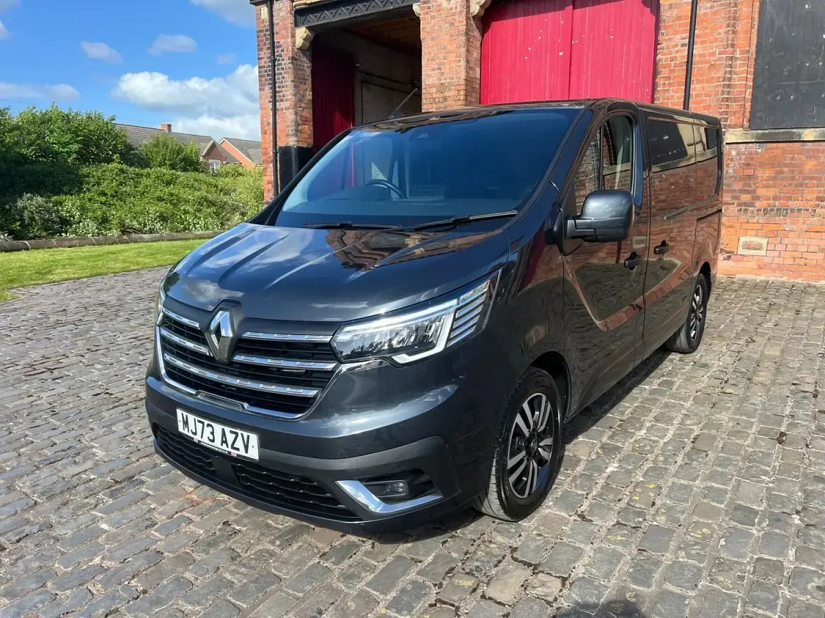 Used Renault Trafic 2023 Grey MPV
