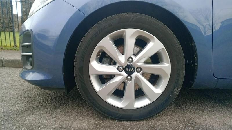 Used Kia Rio 2015 Blue Hatchback