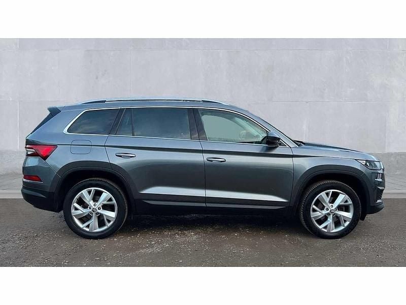 Used Skoda Kodiaq SE L Executive 150 HP (110 kW) 2024 Graphite grey SUV