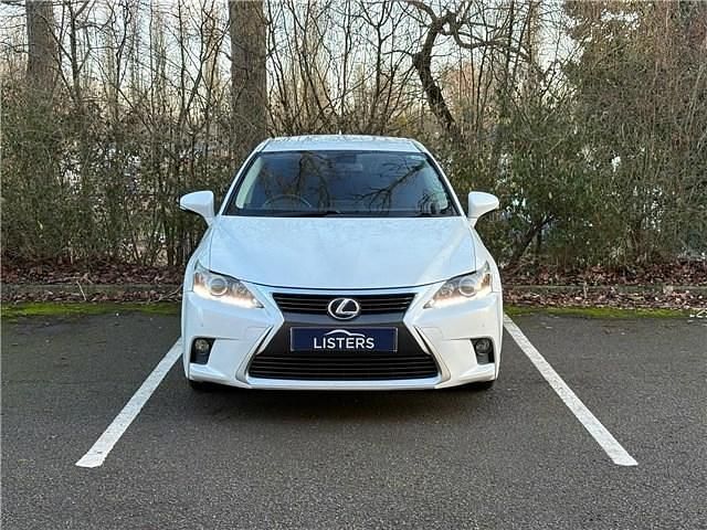 Used Lexus CT200h 2014 White Hatchback