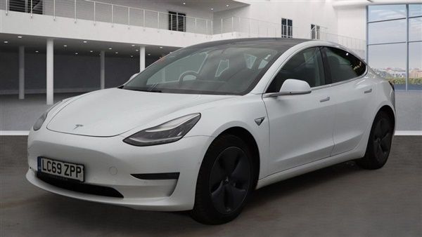 White Used 2019 Tesla Model 3 Long Range Sedan | £15,999 (Fair price) - Image 1/1