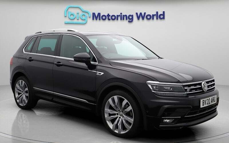 Black Used 2020 VW Tiguan R-line SUV | £20,500 (Good price) - Image 1/4