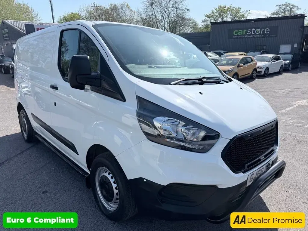 Used Ford Transit Custom 105 HP (77 kW) 2018 White Van