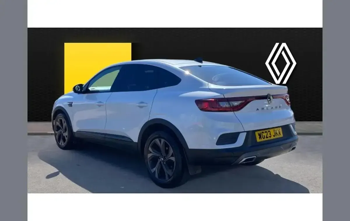 Używany Renault Arkana R.S. 140 KM (102 kW) 2023 Biały SUV