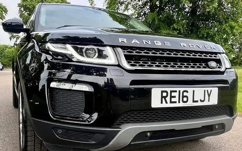 Used Land Rover Range Rover evoque SE 179 HP (131 kW) 2018 Hatchback