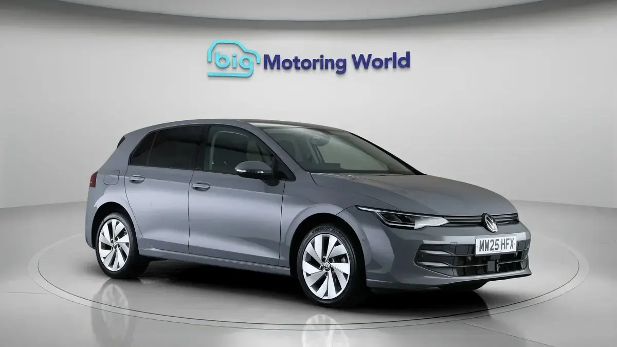 Second-hand VW Golf VIII Match 150 CP (110 kW) 2025 Hatchback