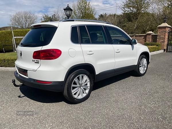 Second-hand VW Tiguan Edition 150 CP (110 kW) 2016 Alb SUV